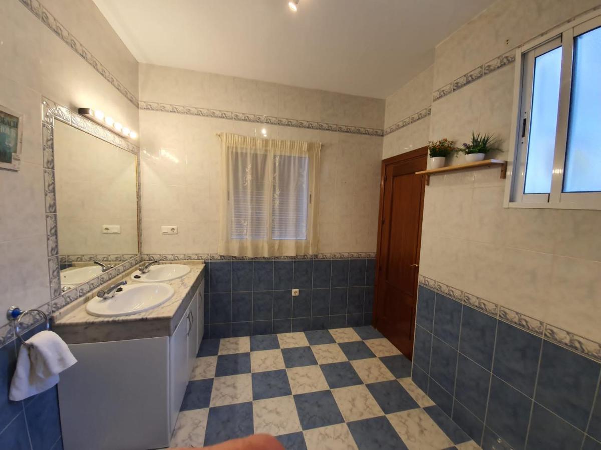 מאלגה Apartamento Ollerias מראה חיצוני תמונה