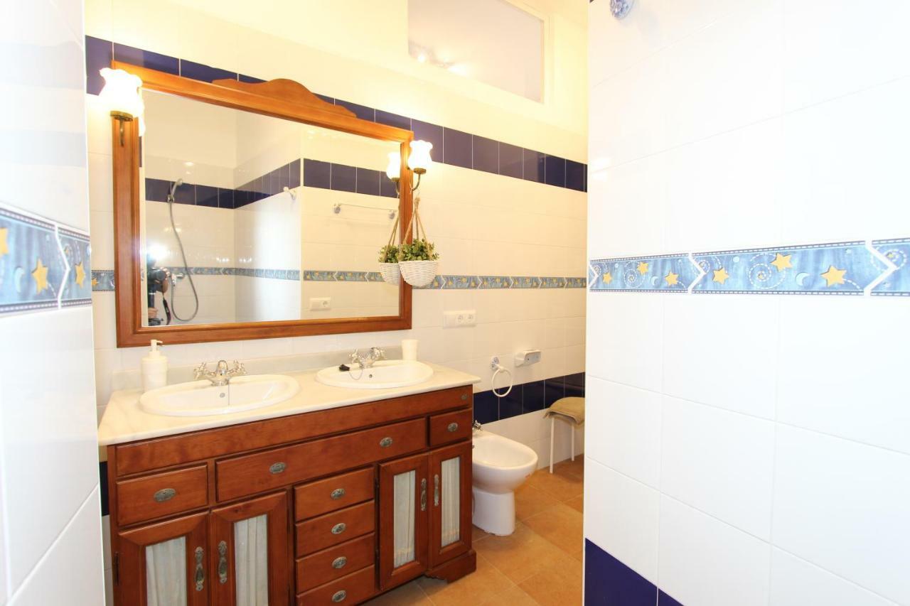 מאלגה Apartamento Ollerias מראה חיצוני תמונה