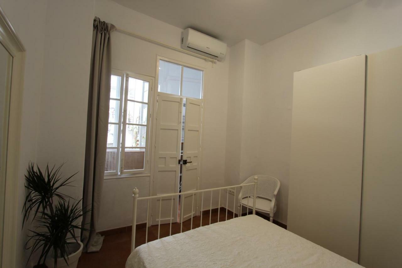 מאלגה Apartamento Ollerias מראה חיצוני תמונה