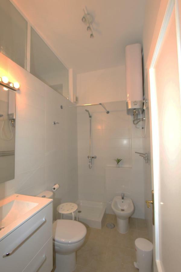 מאלגה Apartamento Ollerias מראה חיצוני תמונה